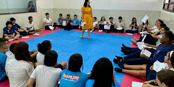 momento de integração com o estudantes 